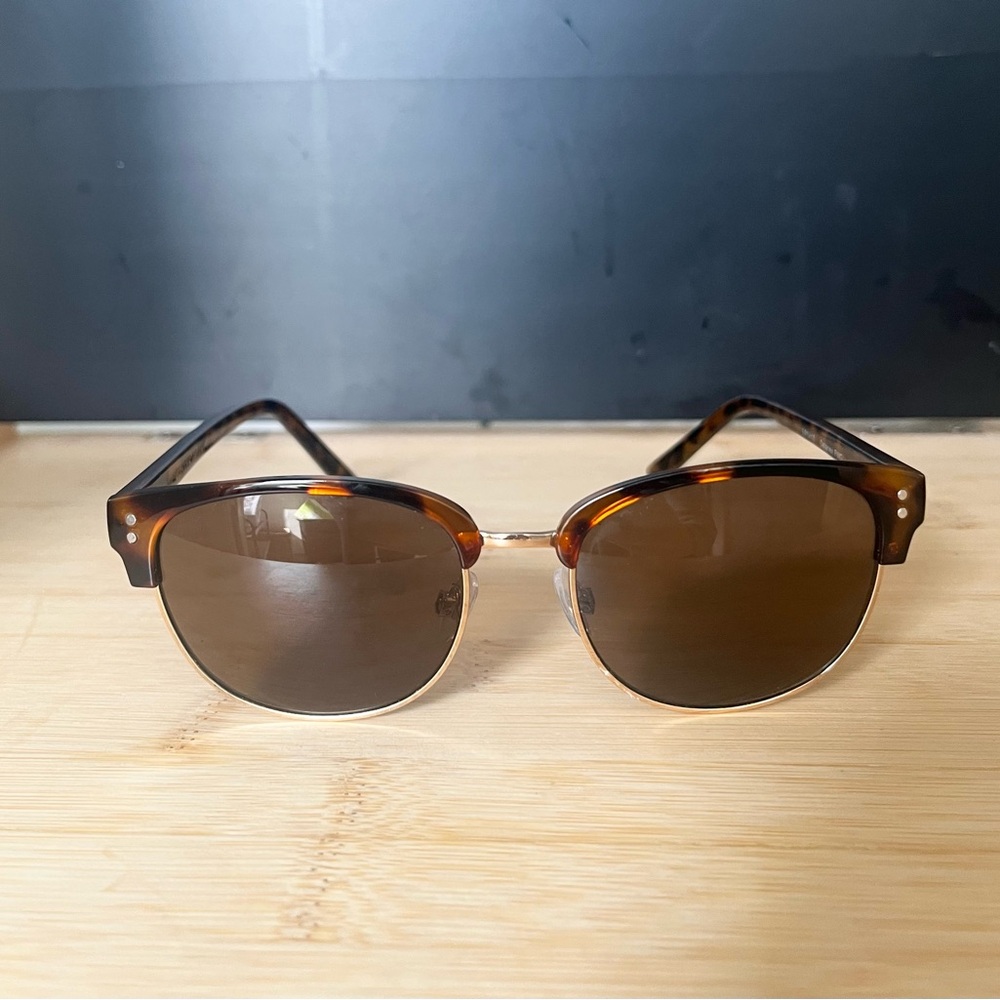 Foster Grant Delaney Sunglasses Tortoise Brown Clubmaster SR0417